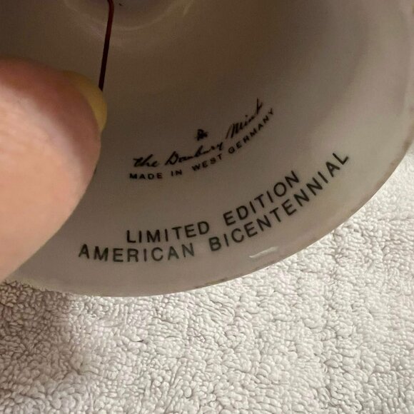 The Danbury Mint - Limited Edition America Bicentennial  Collection - Mount Vern - Picture 3 of 6